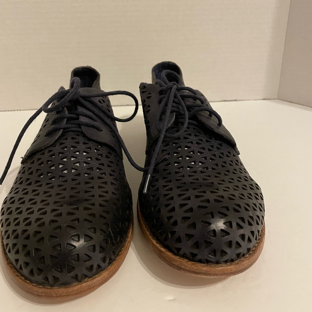 NWOT Patricia Nash Italian Leather Oxfords Size 8.5
